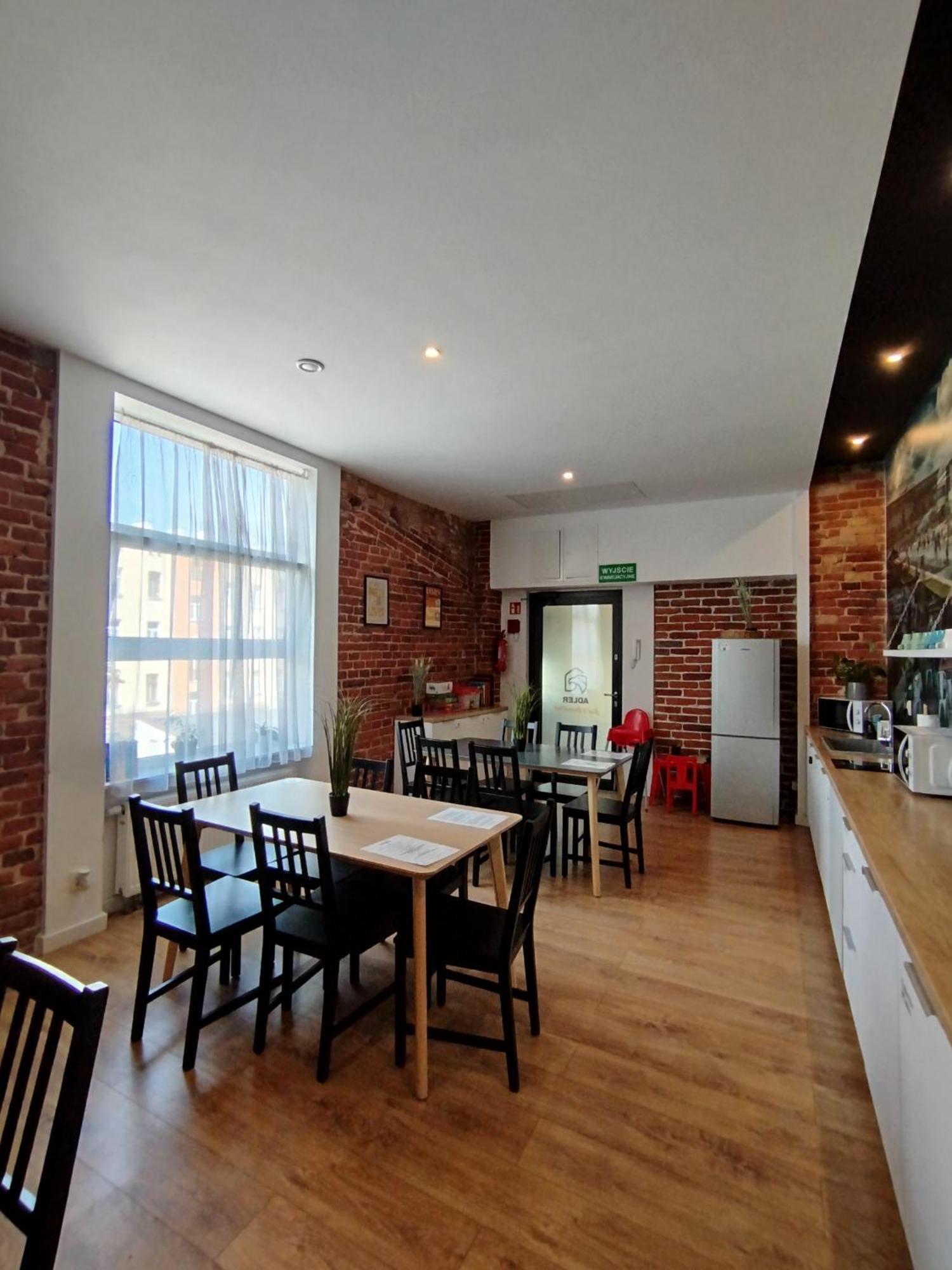 Adler Bed&Breakfast Apartment Lodz  Exterior photo